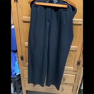 Avenue woman’s dress pants size 18